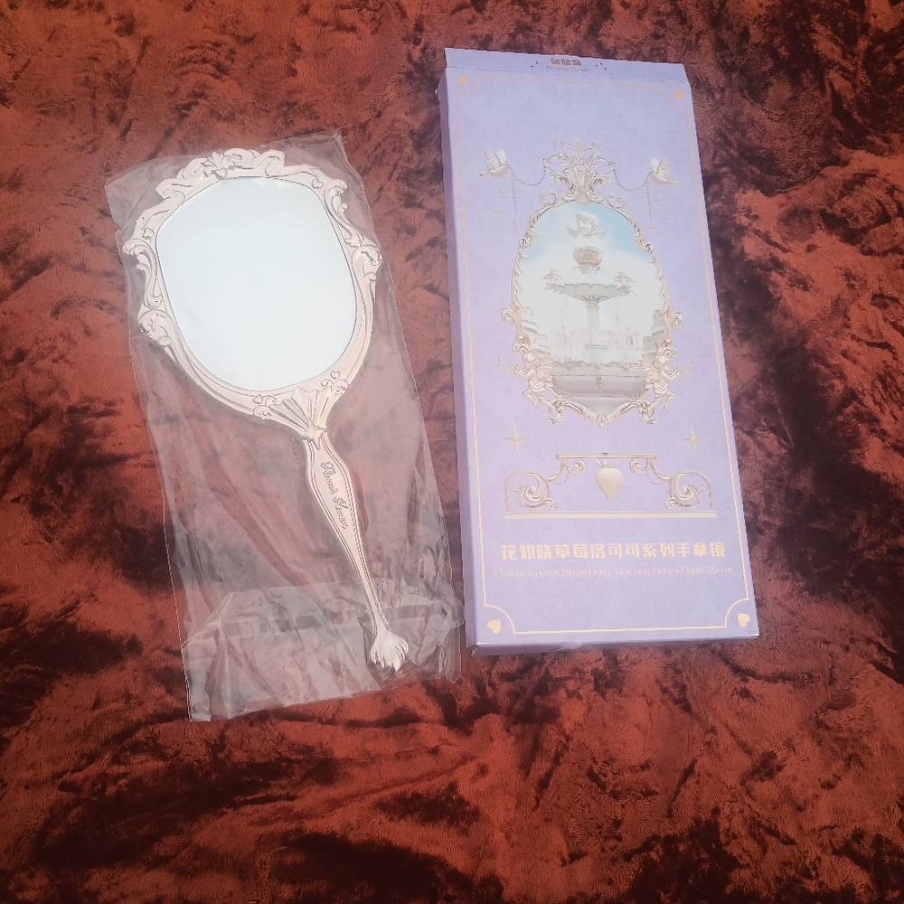 Flower Knows Strawberry Rococo Mirror - Picture 4 of 5